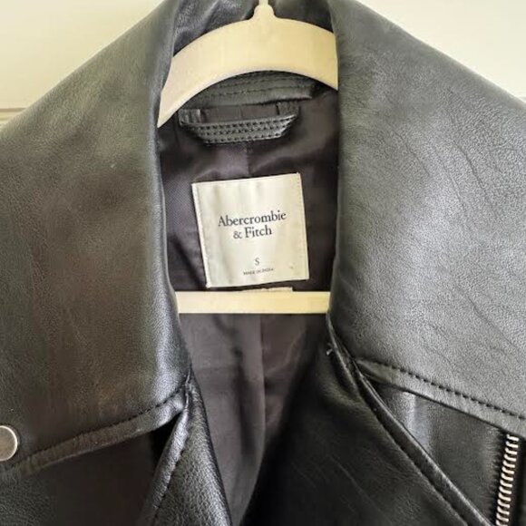 Abercrombie Vegan Leather Moto Jacket Size S - Picture 3 of 3